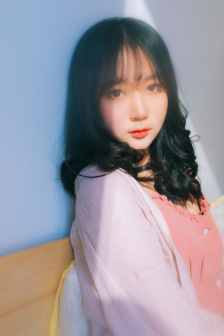 我的漂亮女老板在线播放